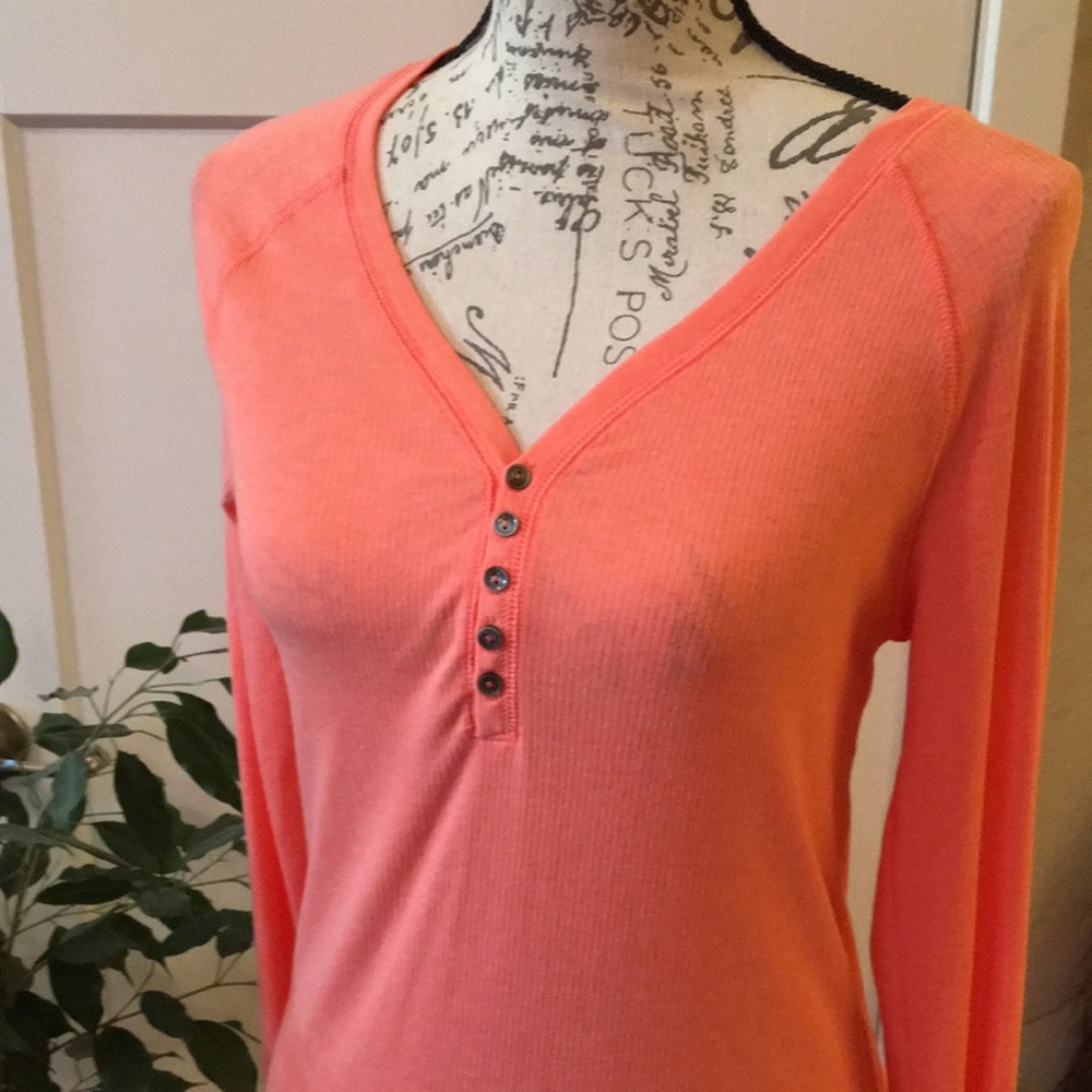 NWOT Coral GAP Body thermal
